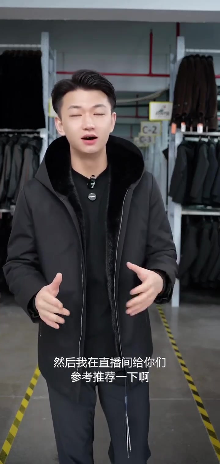 冬天来了,不怕冷的秘密武器!海宁男士派克服,中长款连帽设计