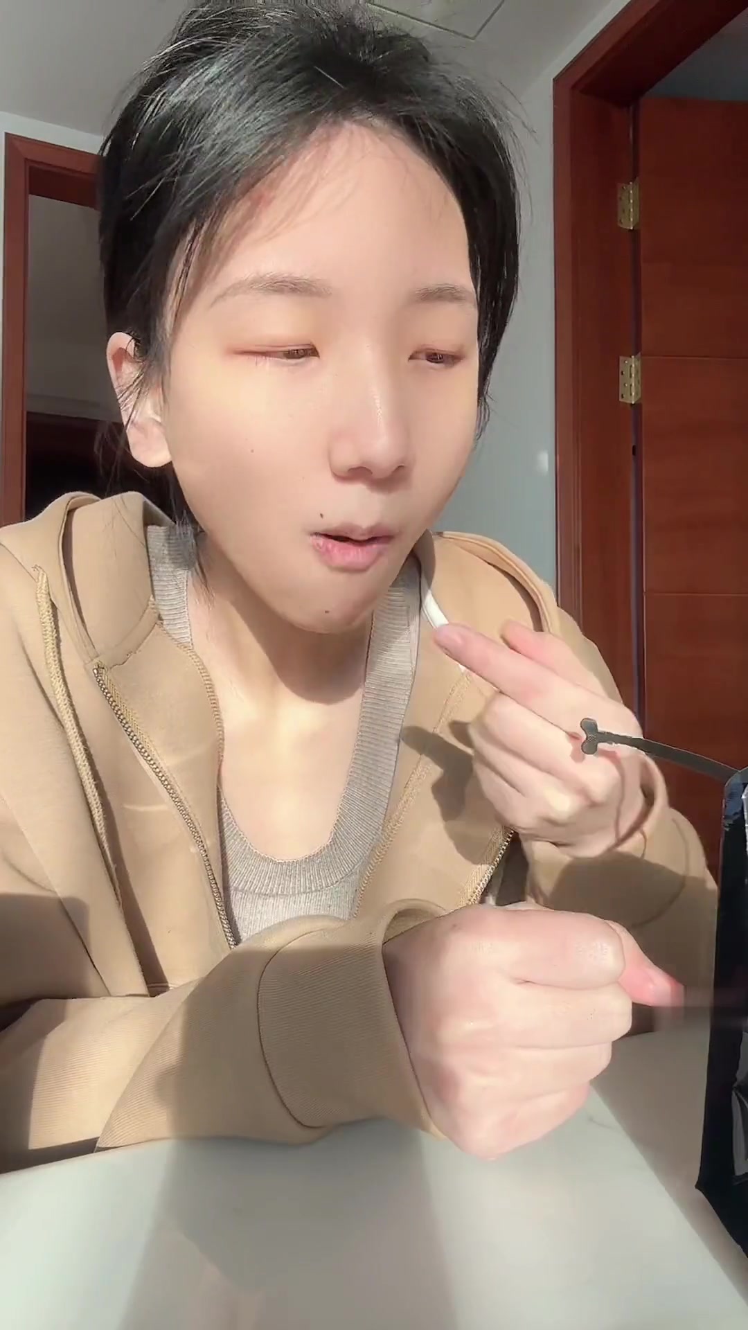 基比芝士新出黑松露味,热量高,味道竟像香菇?