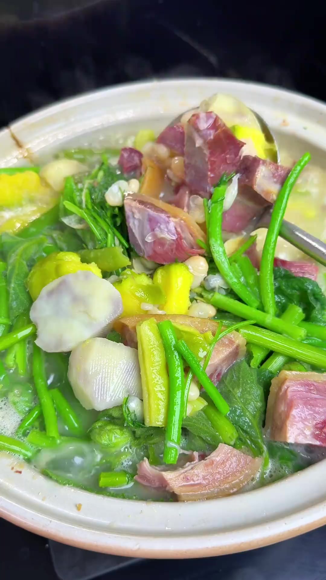 地道云南菜系之「火腿杂菜汤」