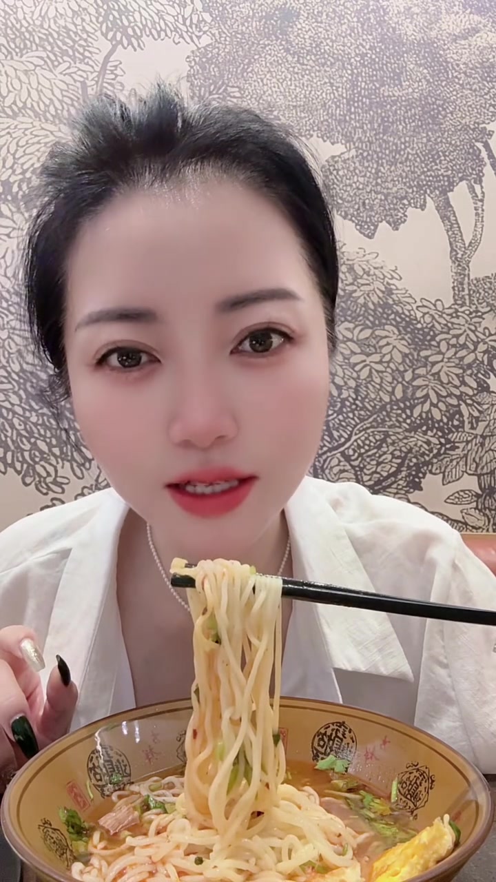 维也纳酒店早餐超丰盛减肥和吃早餐那些事儿