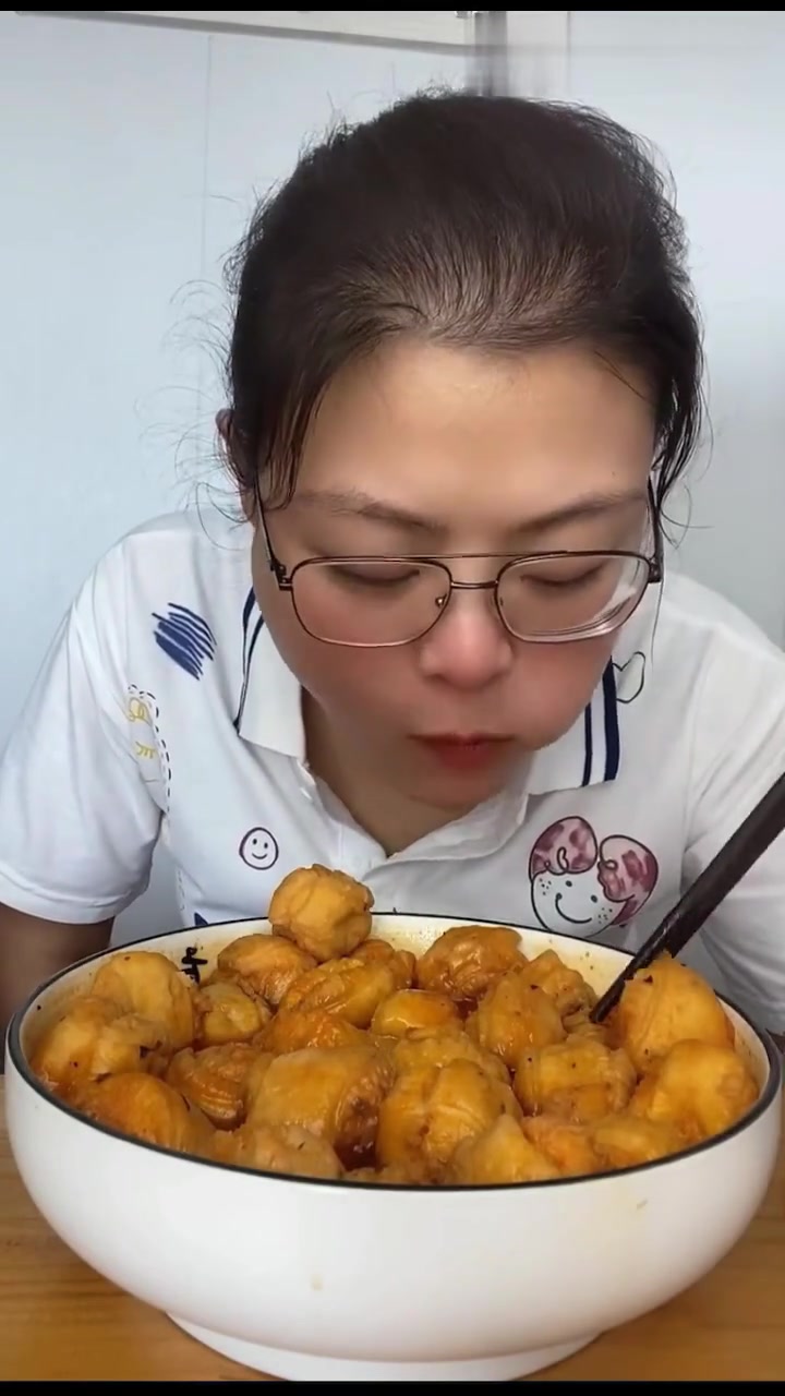 三大爷一盘子油条麻辣烫