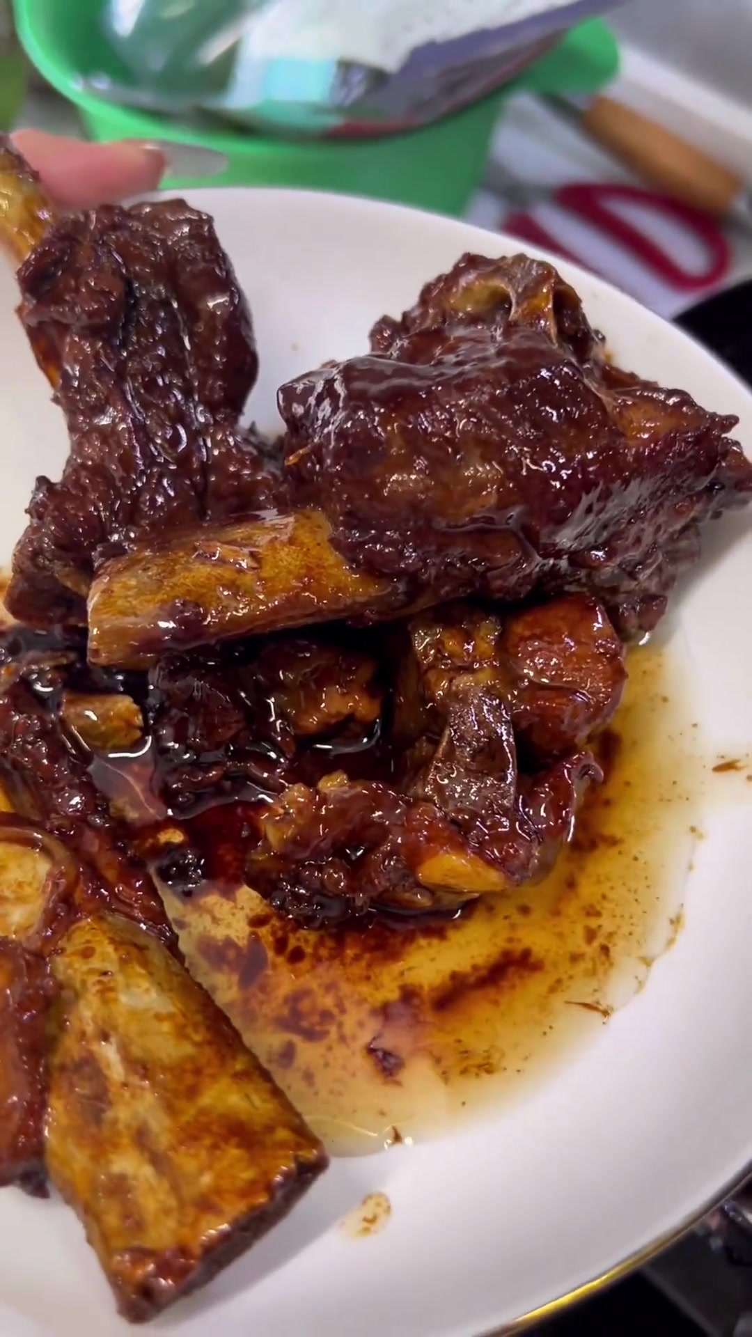 五花肉这样烧,不油腻超好吃!还有烧排骨红烧肉做法