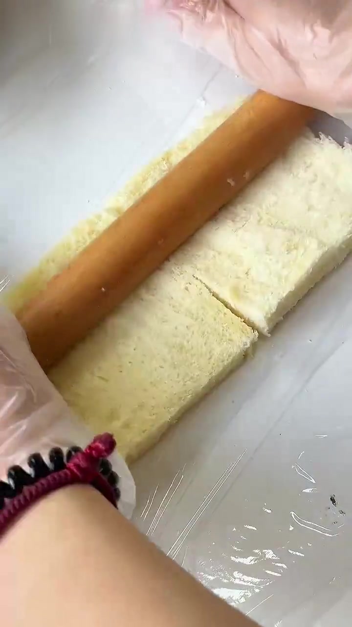 懒人版芋泥肉松卷这一口真的超扎实!0糖油免烤箱!