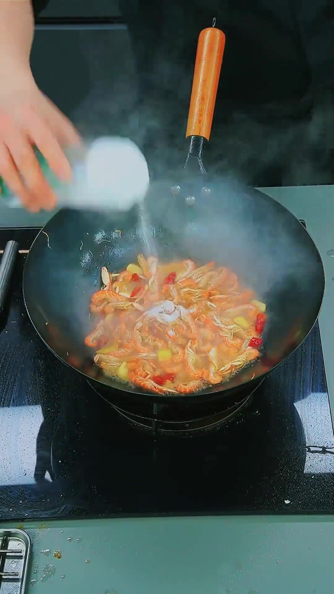 鲜美无比巨好吃的红烧叮当虾.家庭做法,新手不败