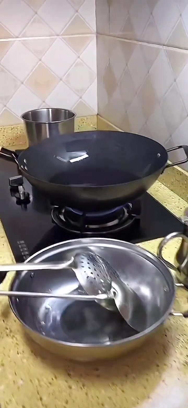 又轩又嫩的水煮牛蛙做法,简单到人人都能搞!