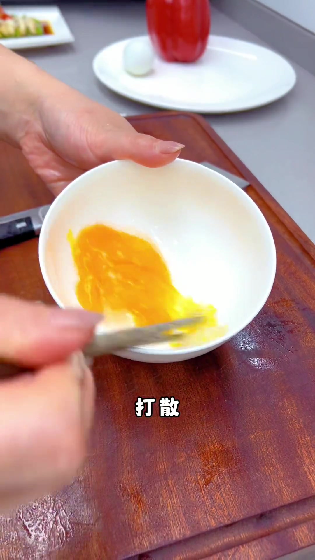 丝瓜鱼丸汤,简单家常菜