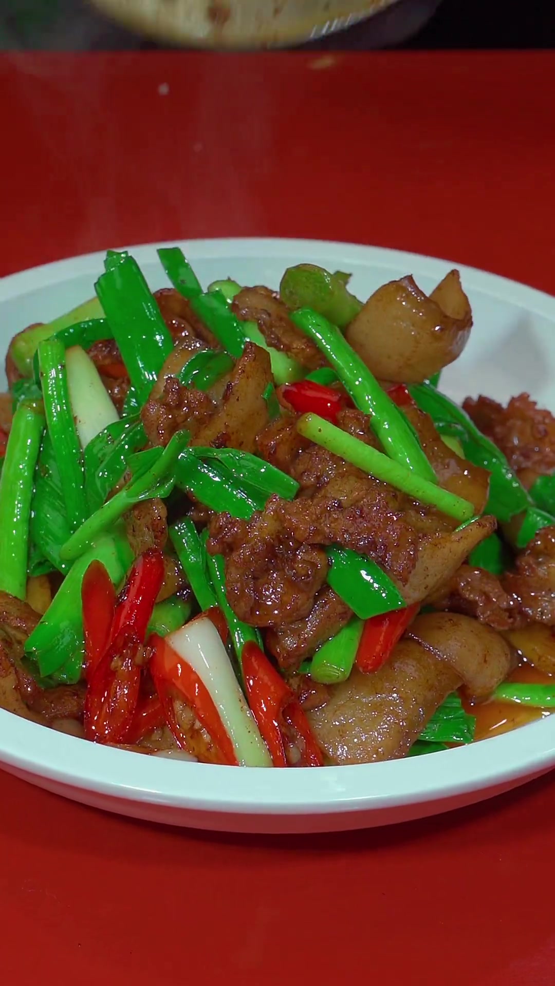 大蒜炒肉片,简单的小炒家常菜,好吃下饭