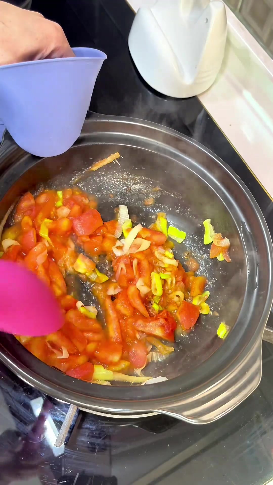 减肥就吃家常菜,烫菜做法简单,嘴馋掉秤快试试