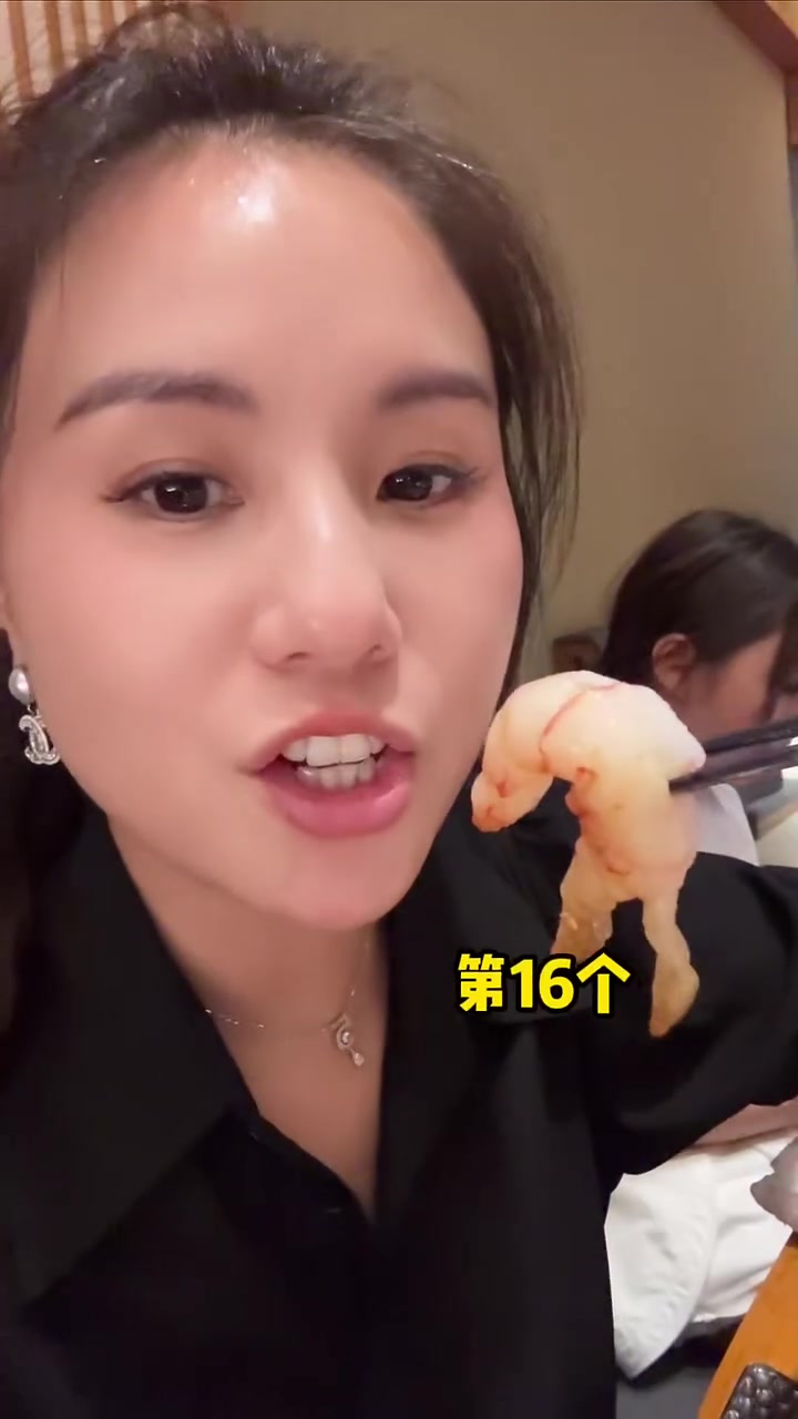 韩国人第一次吃鳌虾,这么多随便吃,惊呆了