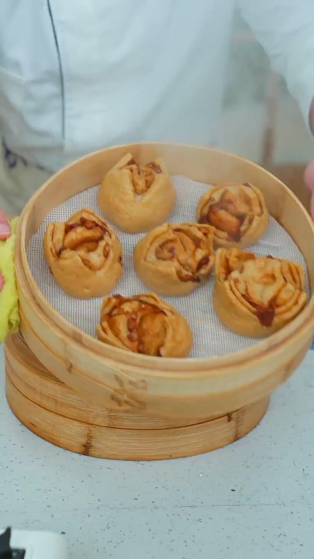 甜点大师三儿做的简单版红糖馒头,一看就会