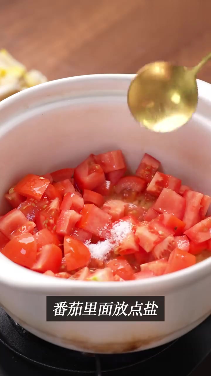 女儿点名要喝100次!番茄土豆浓汤,藏着不腥的秘密