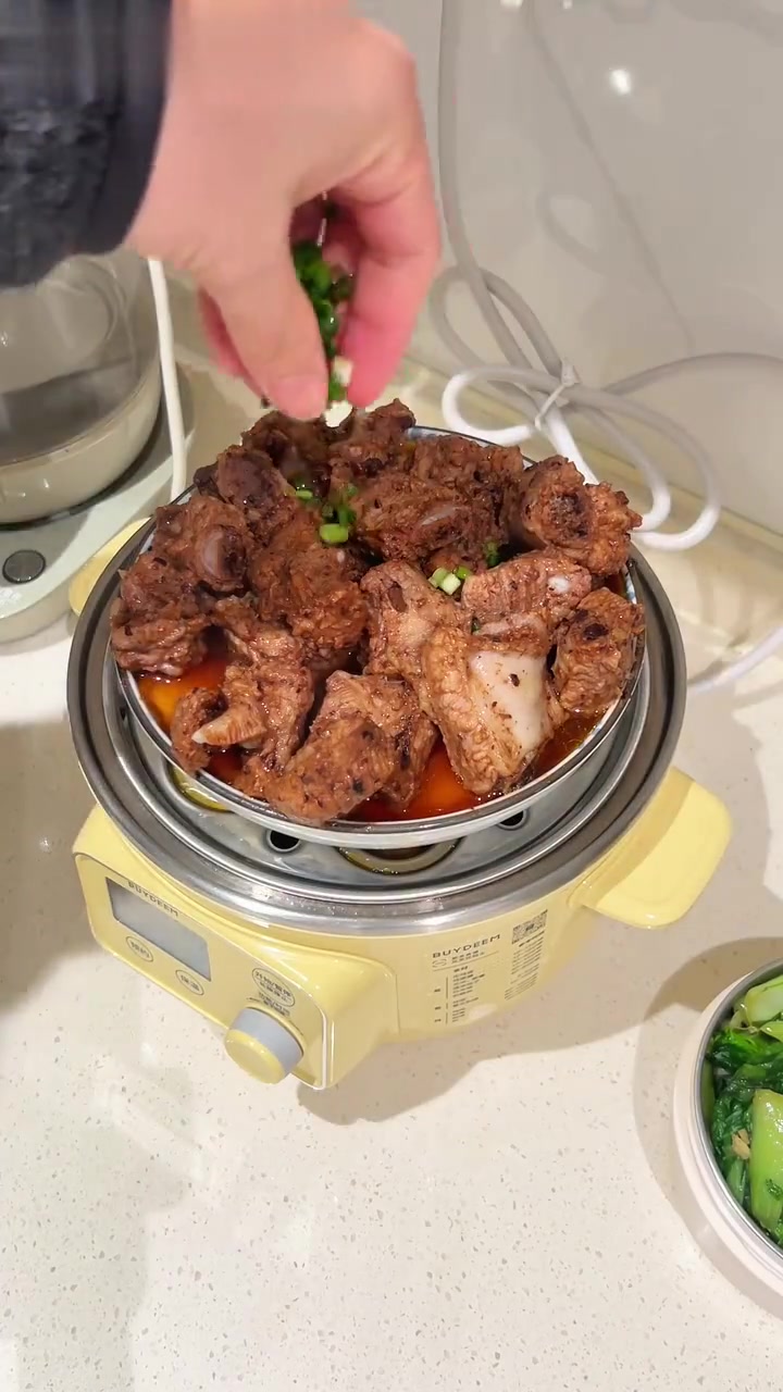 拒绝外卖|上班带饭的第193天,今日菜单:豉汁蒸排骨,清炒白菜