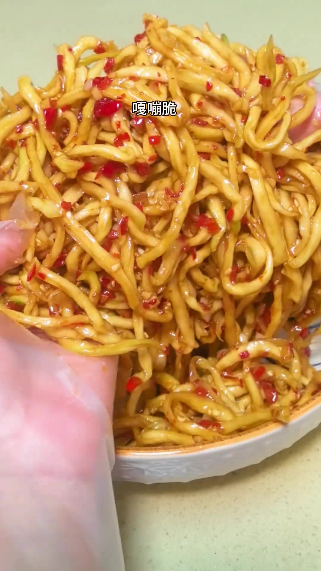 凉拌木瓜丝,香辣过瘾嘎嘣脆