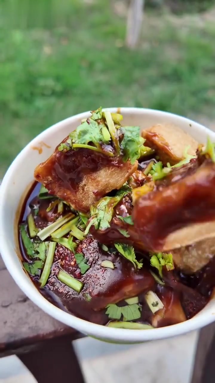 工农路老头浇汁臭豆腐