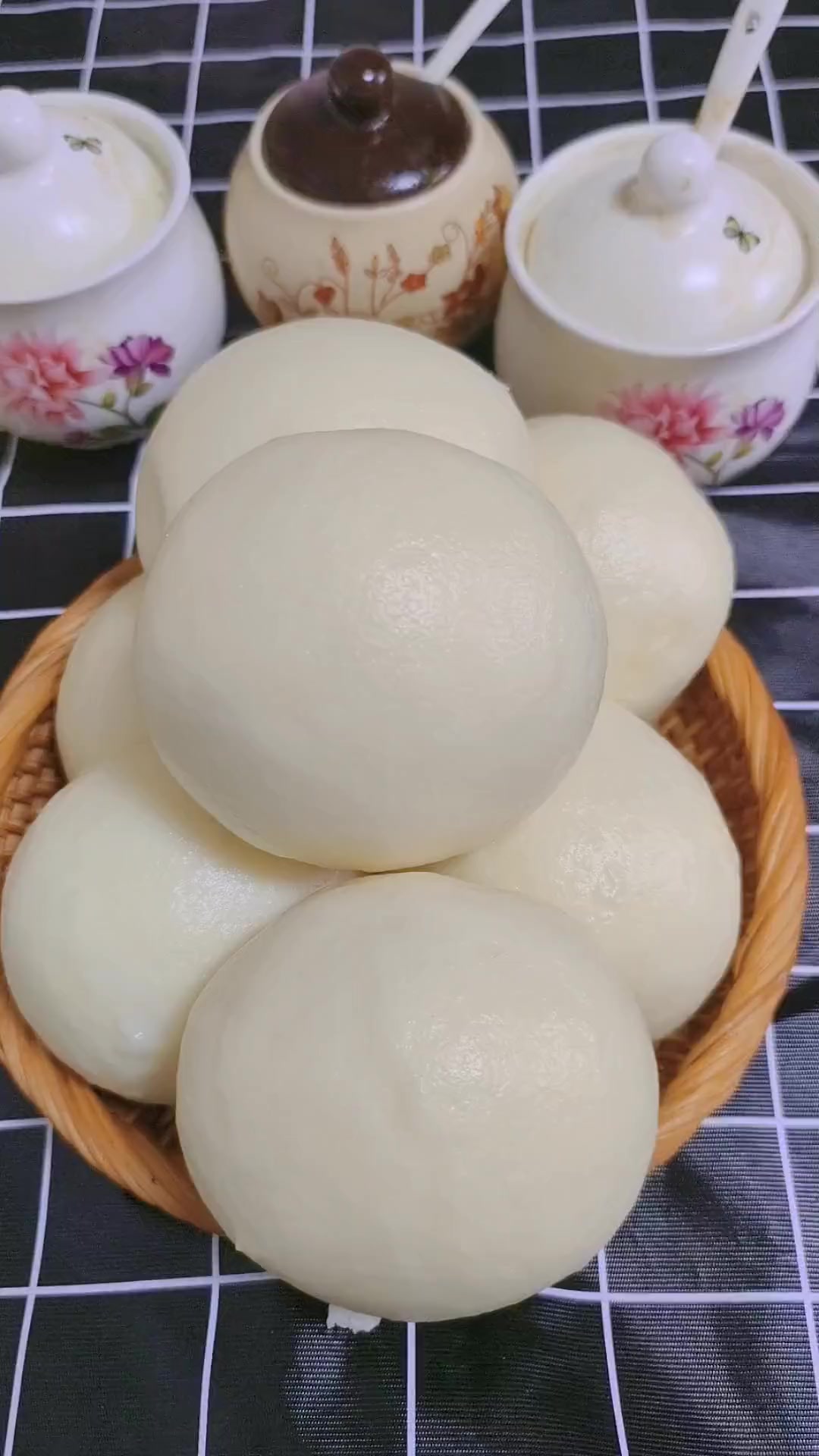 不塌陷的大馒头