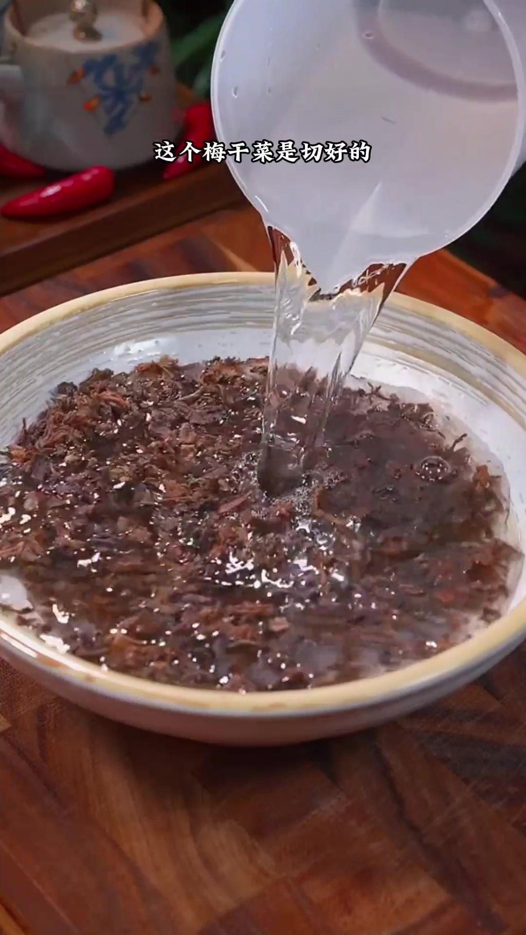 浙江人家家会做梅菜蒸肉饼,我家儿子爱吃