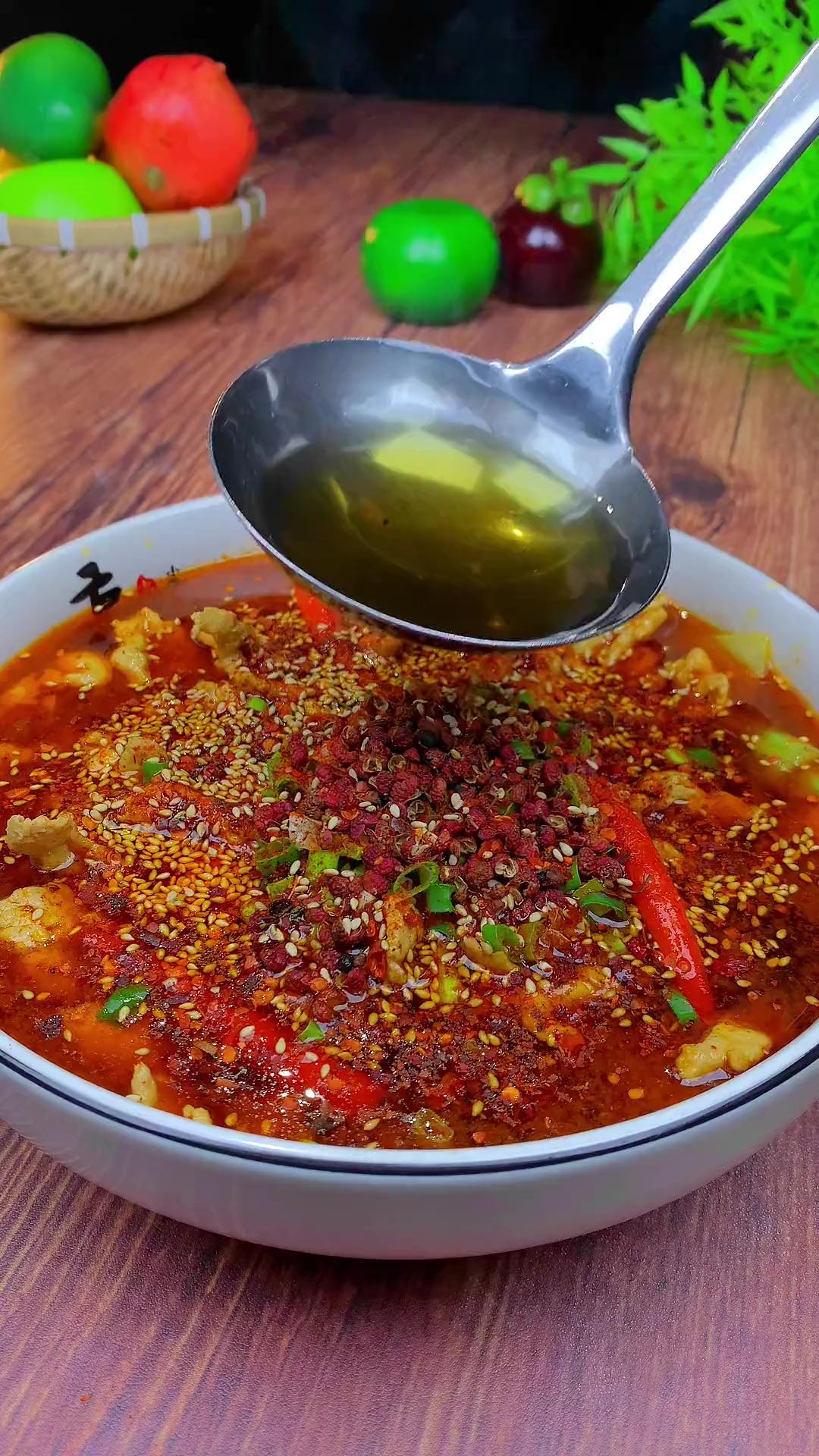 水煮牛肉很多人爱吃却不会做,分享家常做法