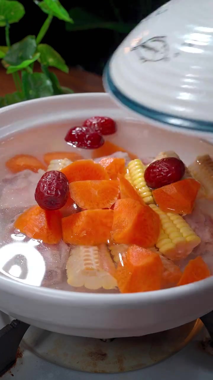 春季妈妈多给孩子做山药排骨汤,营养又好喝!