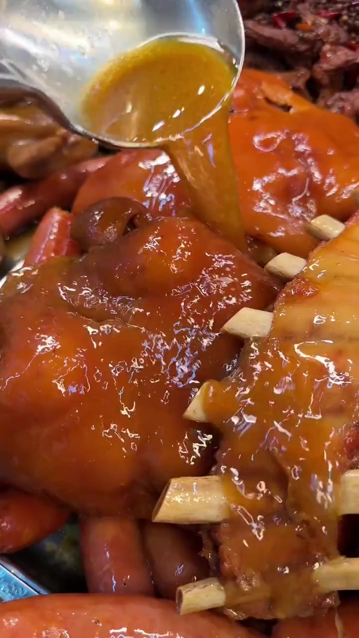 现捞猪头肉!可以直接吃,也可以凉拌,还可以做炒菜