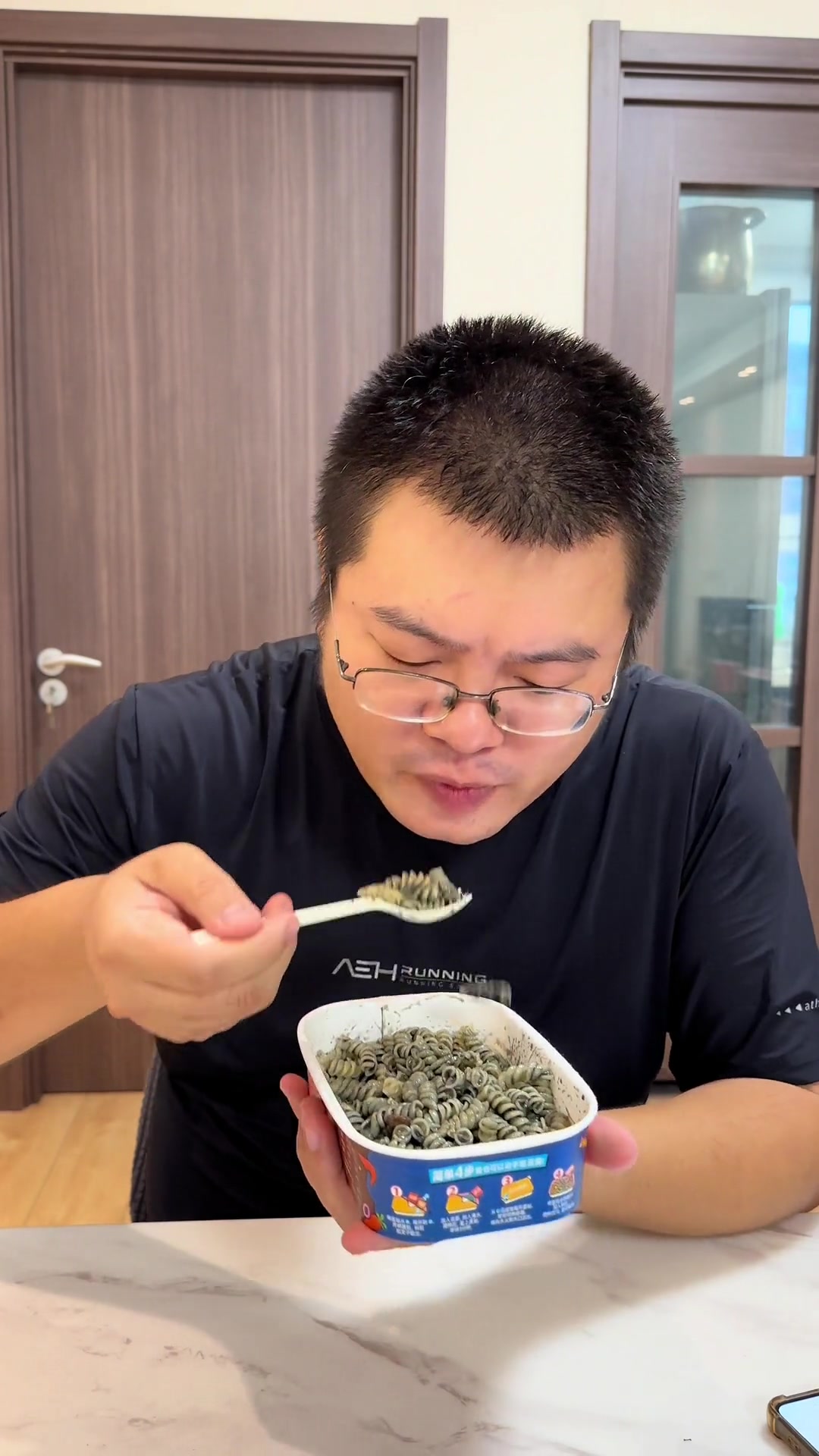 海风墨鱼汁意面,我们一起尝尝好不好吃