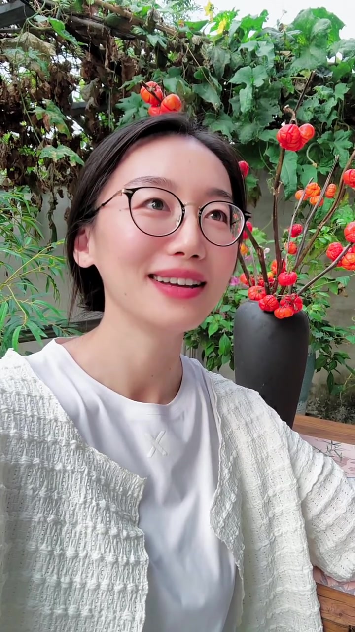 三餐四季,才是生活最踏实最本真的样子。有时候,我常常很庆幸,出生在乡村。我吃着奶奶自己种的