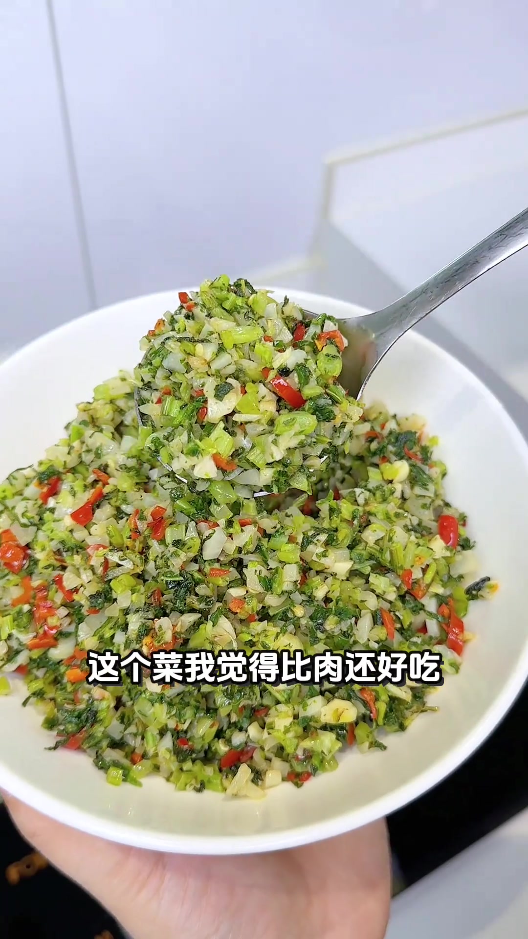 湖南经典下饭菜:猪油炒烫萝卜菜,简单又下饭