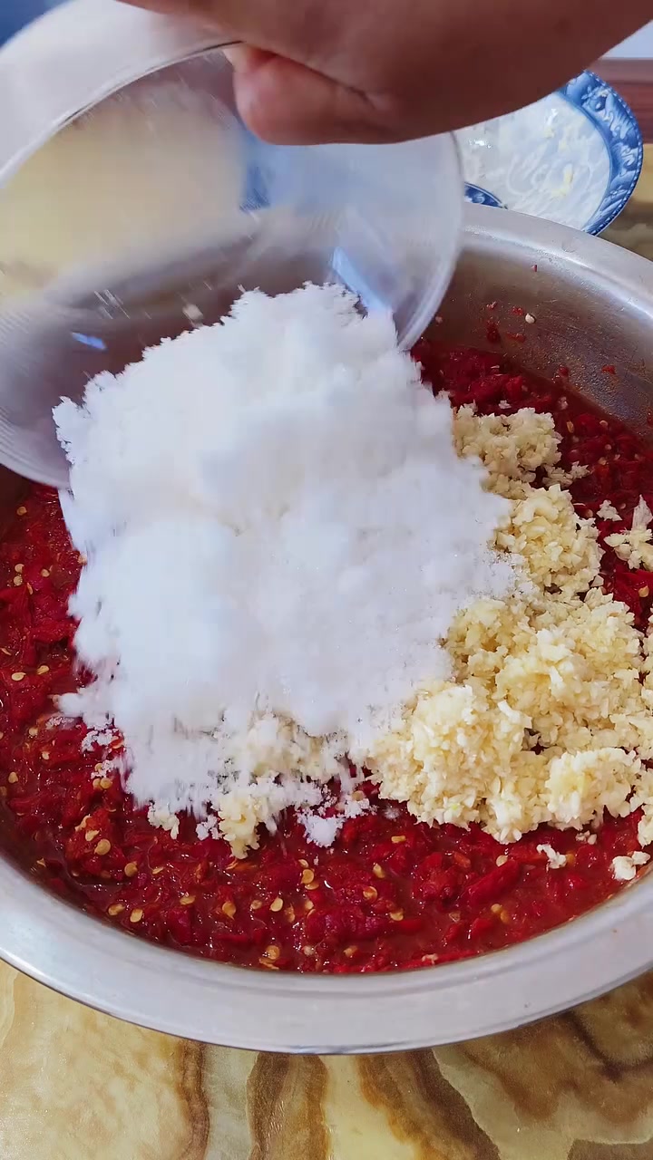 蒸辣椒酱咸鲜微辣小酸甜做法简单还好吃