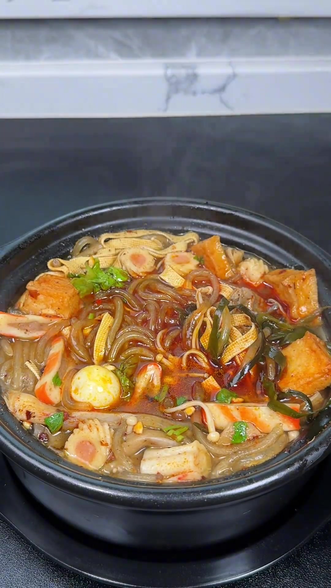 下班回家几分钟就可以搞定的老式砂锅麻辣烫,做法简单,比买的还好吃