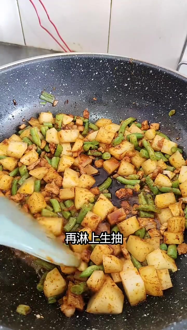 今天这家庭拉面,简简单单的,又把家里人吃撑了