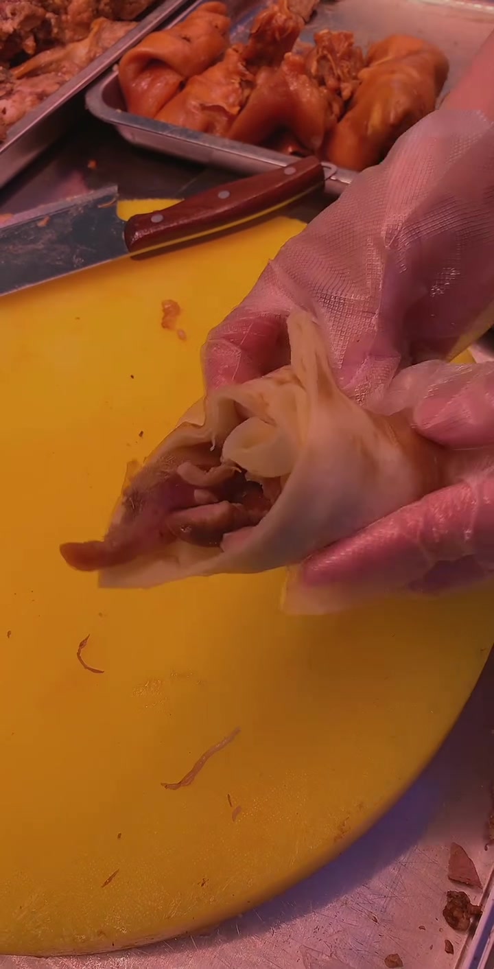 好香的大饼卷肉