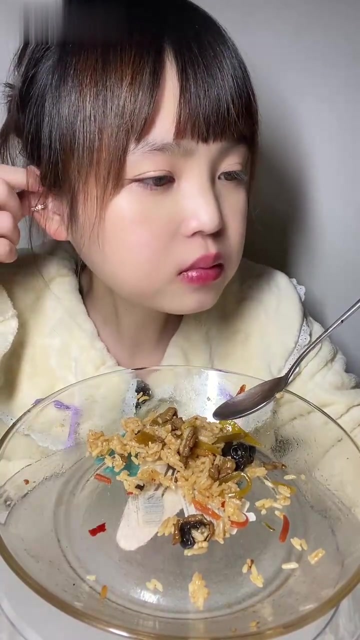 「鱼香肉丝炒饭」太香了太香咯!