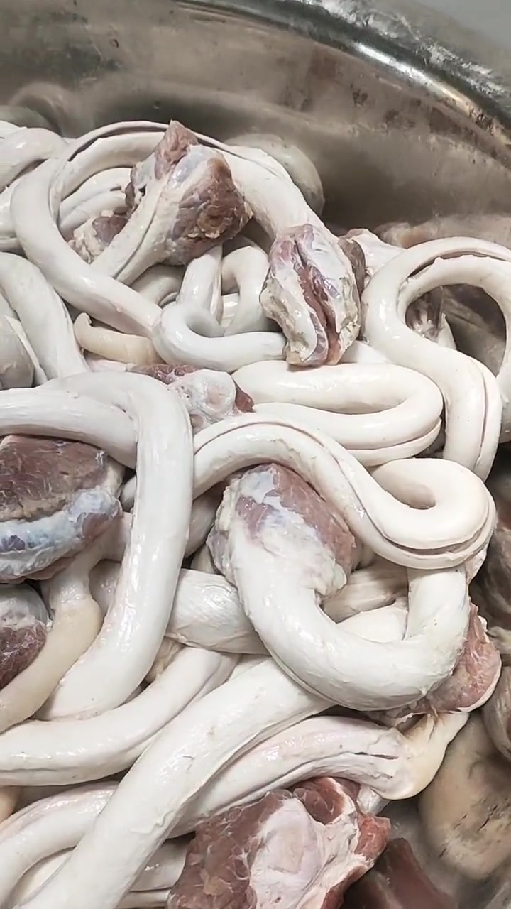 看看打理得干净不?到家就能炖汤,体虚快补牛三宝