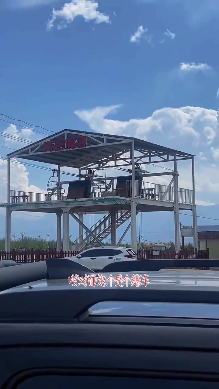 青海海北门源百里油菜花海最佳旅游季节为七月到八月份