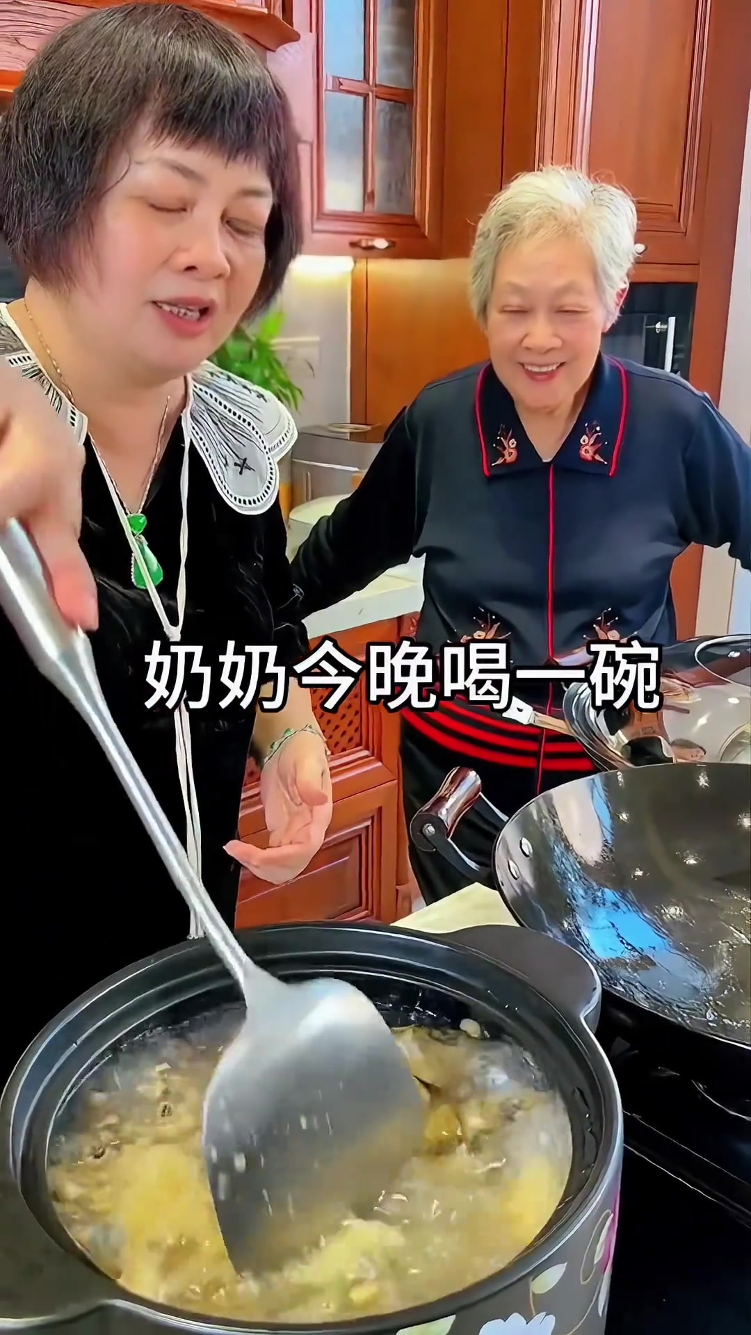 好喝粉葛鲫鱼汤年轻人喝粉葛汤