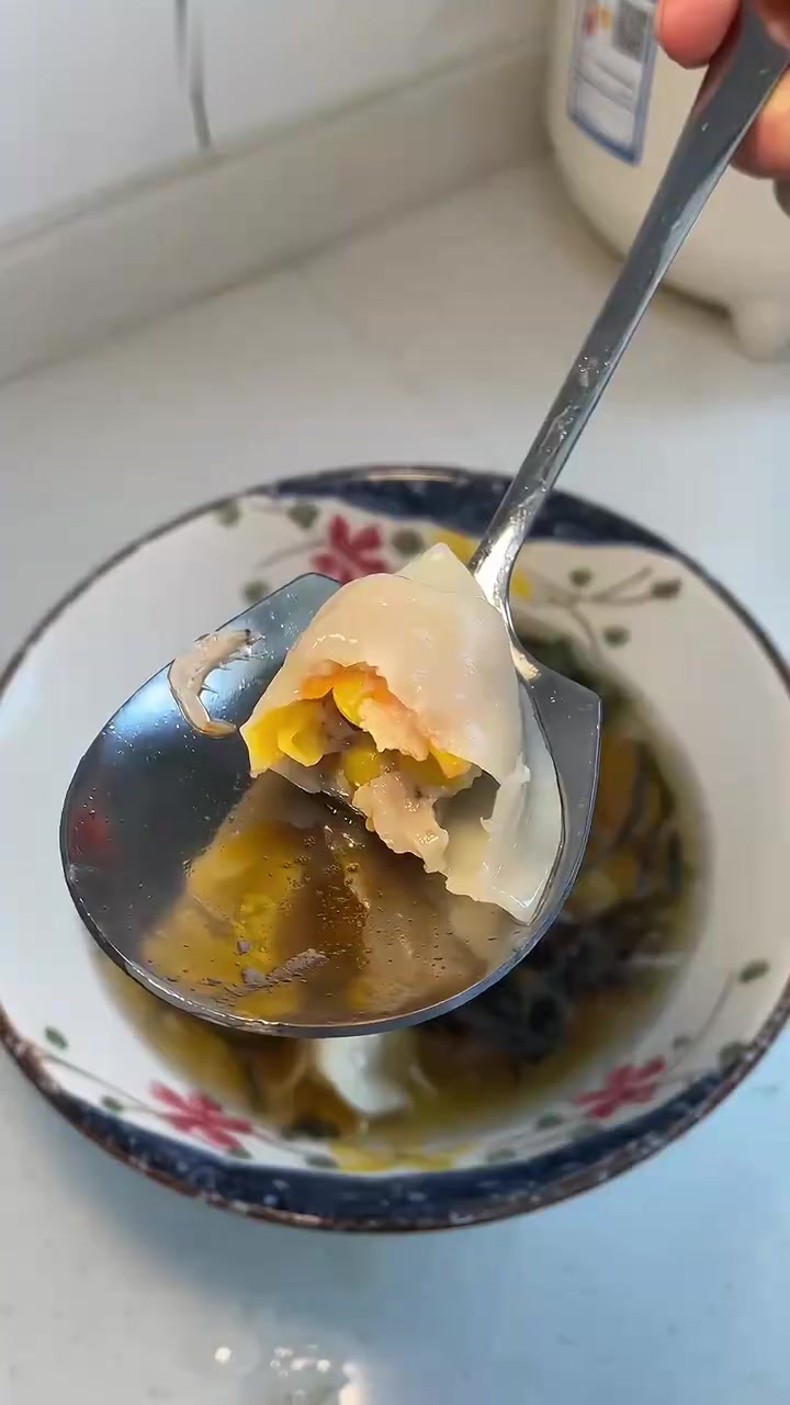 微波炉煮饺子6分钟搞定!