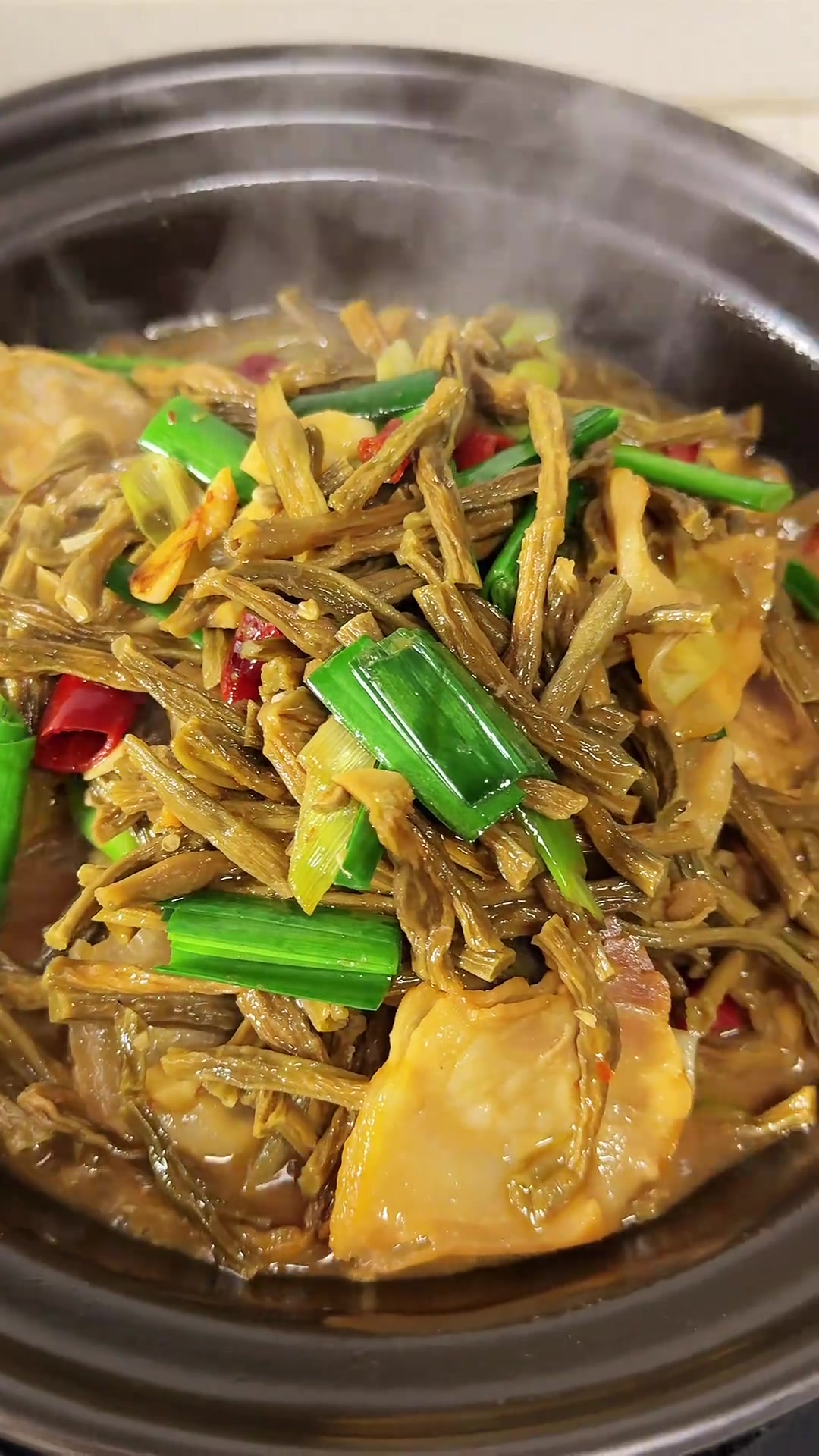 湖北人的下饭菜：干豆角烧腊肉