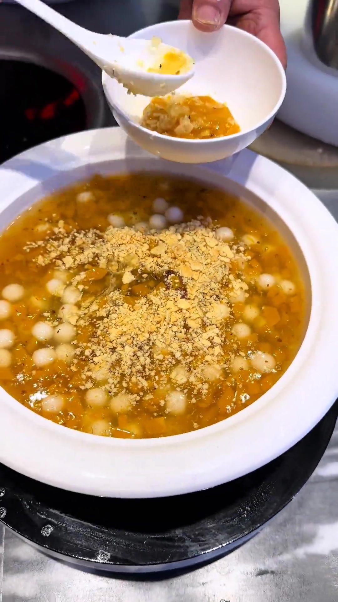 家常美味甜汤，南瓜小圆子的暖心滋味