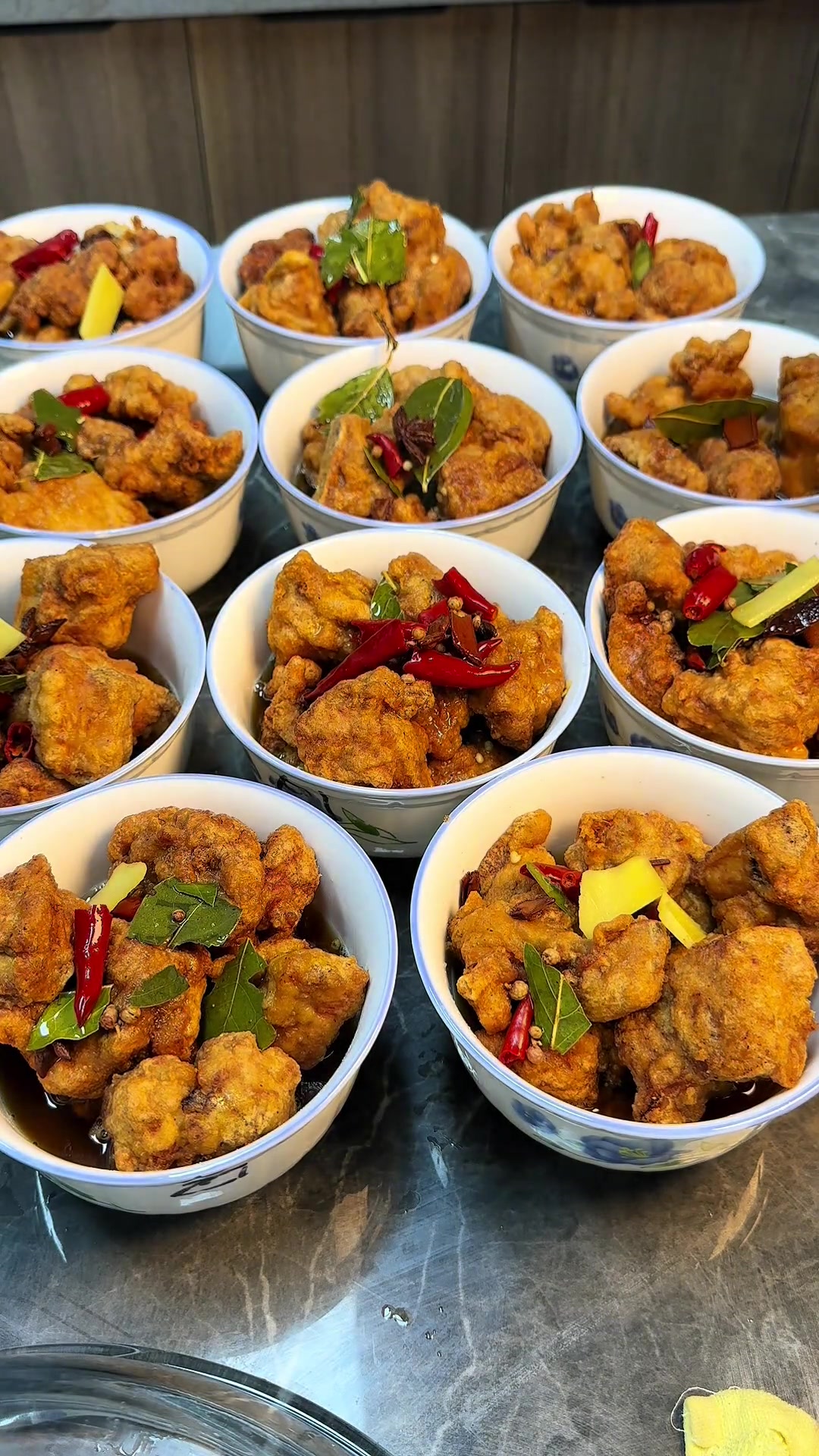 陕北年茶饭酥排骨,家庭版做法分享给大家!我的粉丝朋友们龙年吉祥