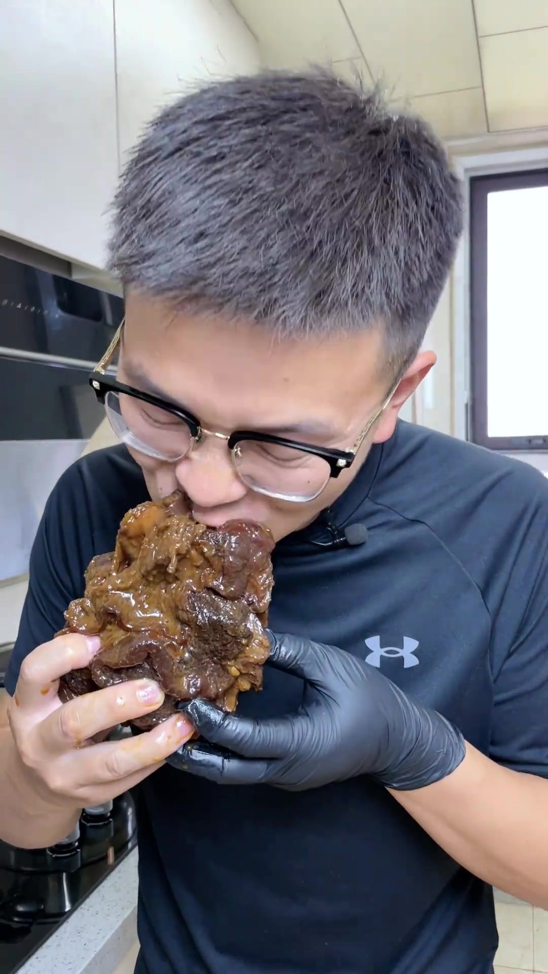 老式炖牛肉方法超绝!牛窝骨牛腩都香迷糊啦