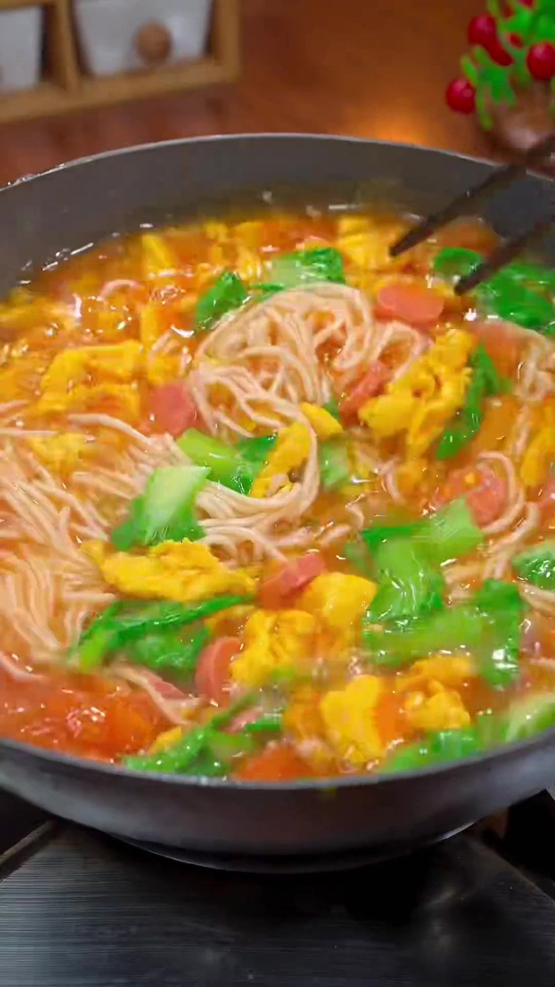 以后想吃番茄鸡蛋面,你就这样做,汤鲜味美,快试试吧