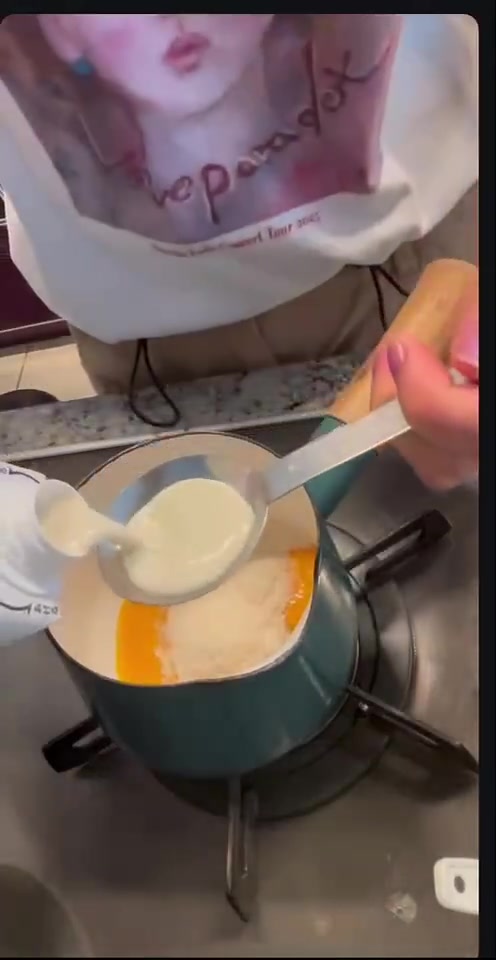工藤静香,用三个过期的鸡蛋做的蛋糕