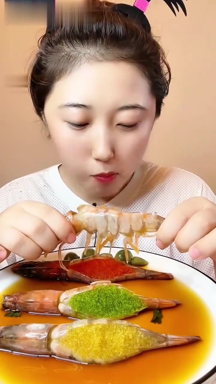大牙妹的开背鱼籽夹馅生腌虾