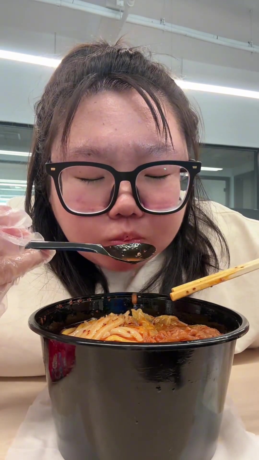 280斤半一天一顿饭吃了啥？麻辣烫披萨超绝！