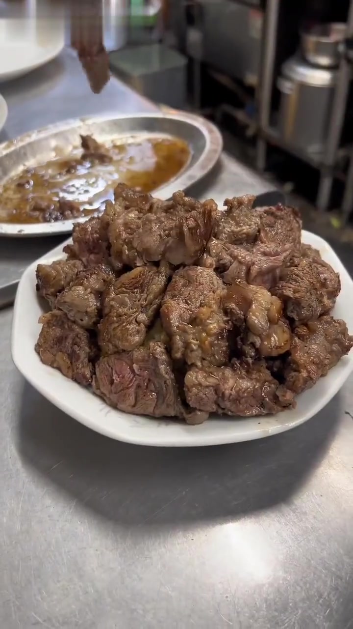 美女JD店长!拉面和汉堡炒饭:美丽的大师炒饭&拉面东东