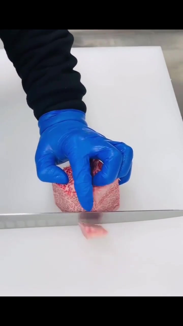 最贵牛肉威武和牛,简单烹调有钱难买