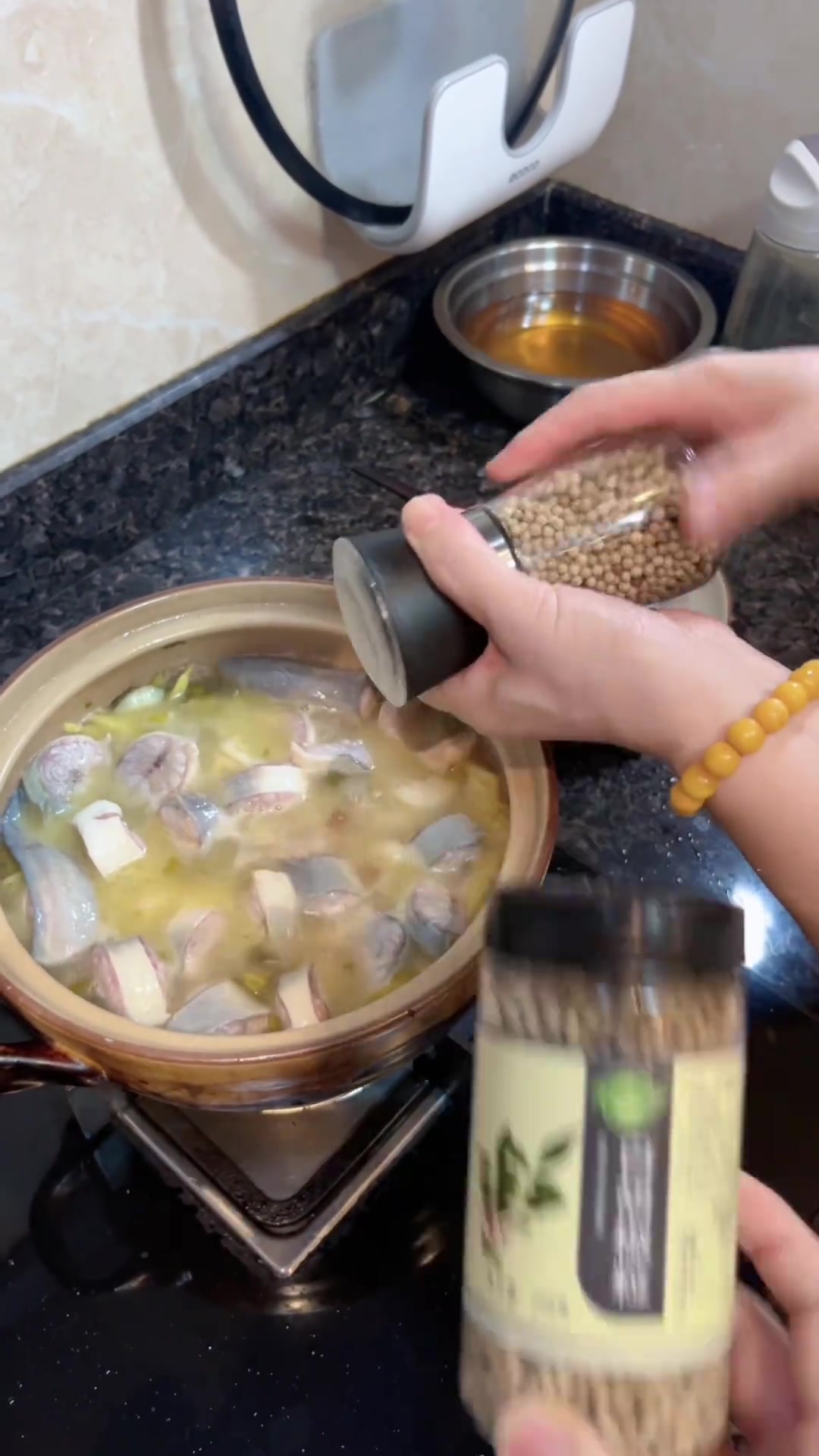 潮汕特色家常菜酸菜鳗鱼详细做法分享