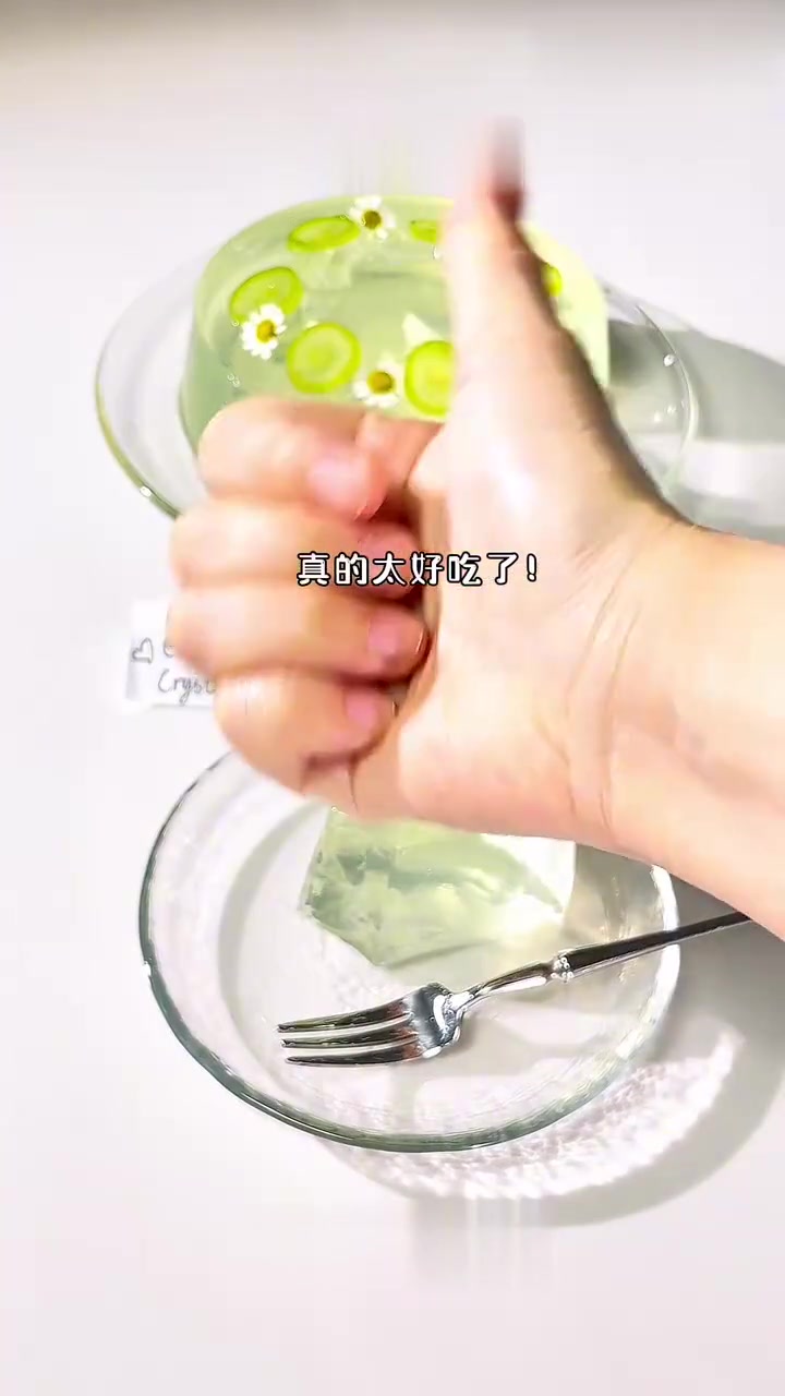 绝美水晶蛋糕合集|一起来bulingbuling呀～(配方在视频的每段最后哦～)