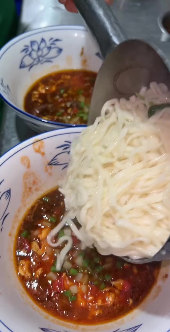 高配版手擀面,陕西人口中的四合一