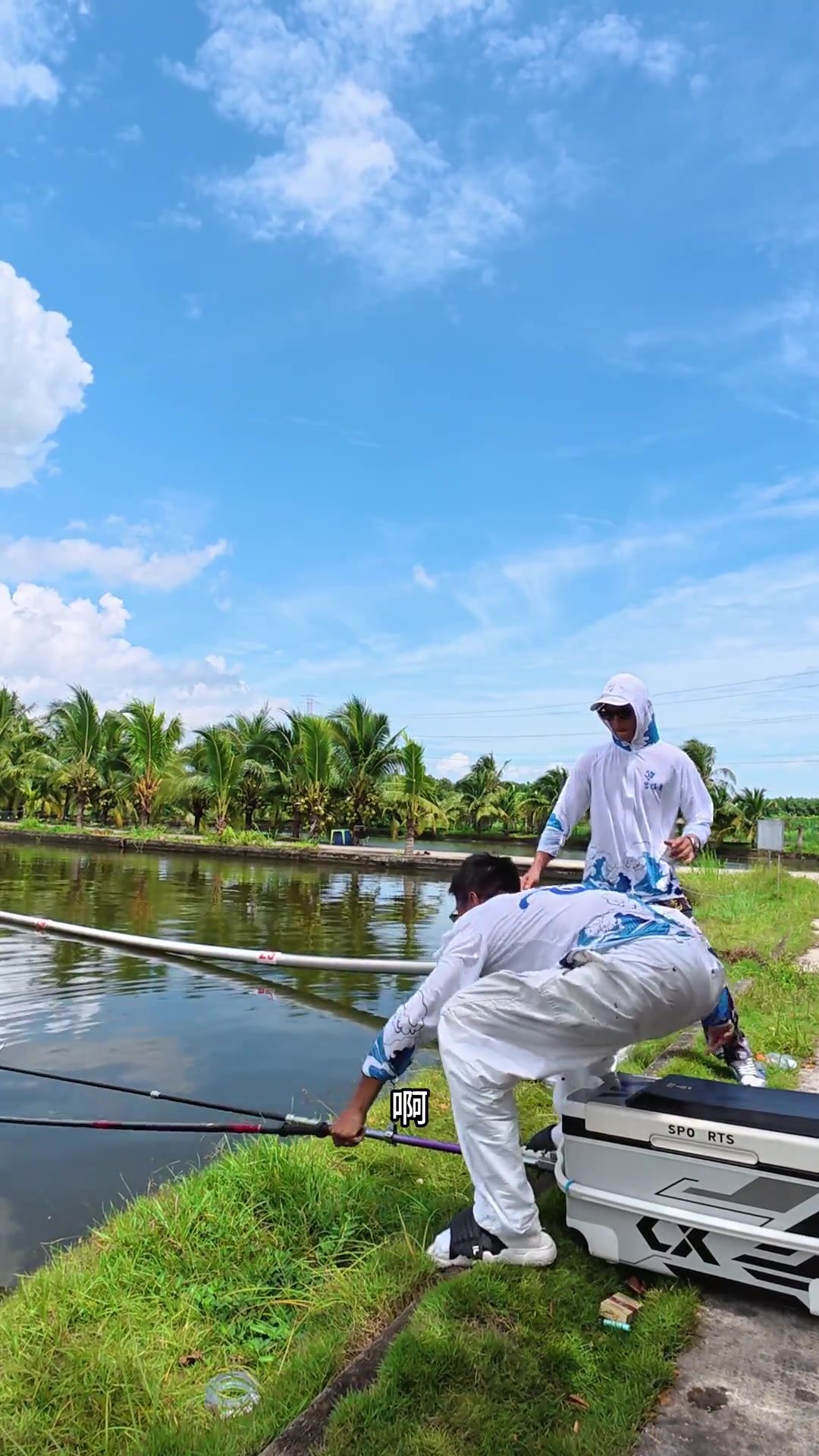 手杆搏淡水鲨鱼，50号线秒切！