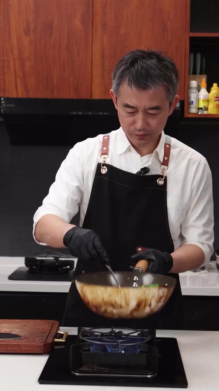 学会这个万能炒菜酱汁,比大鱼大好吃多了!